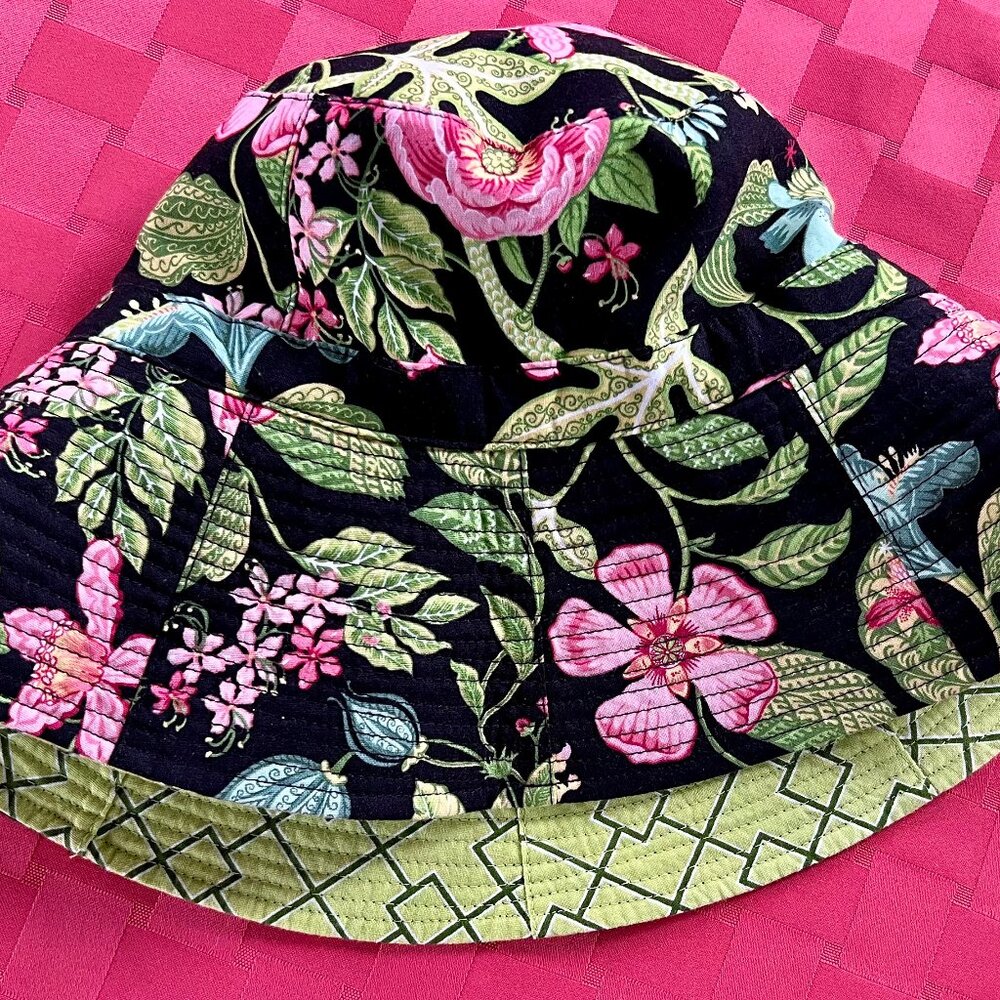 Reversible Vera Bradley Bucket/Sun Hat